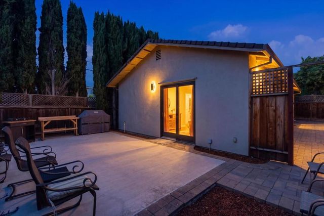 155 W Rosemary Lane, Campbell, CA 95008