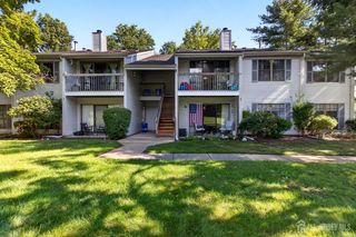 32 Crabapple Lane, Franklin Twsp, NJ 08823