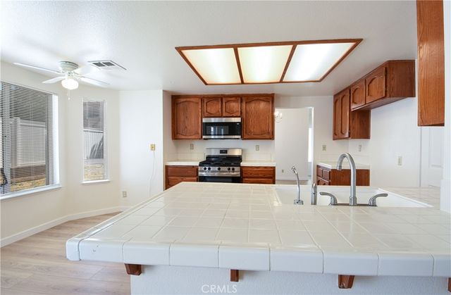 974 Peridot, Hemet, CA 92543