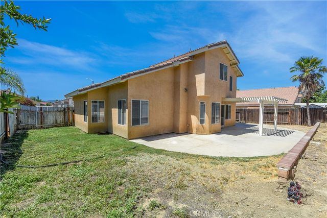 974 Peridot, Hemet, CA 92543