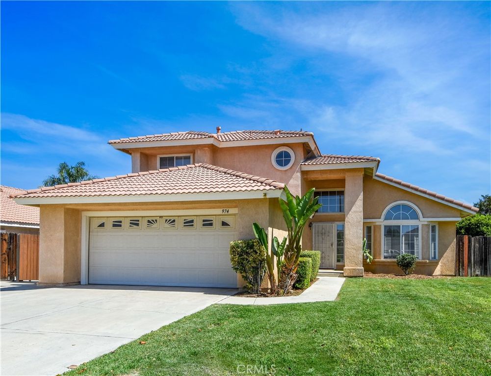 974 Peridot, Hemet, CA 92543