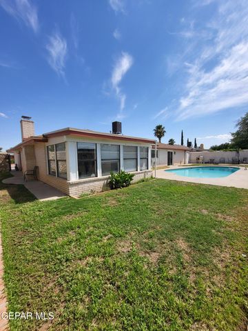 2112 SEA PALM Drive, El Paso, TX 79936