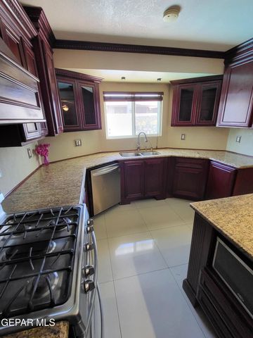 2112 SEA PALM Drive, El Paso, TX 79936