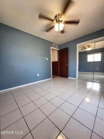 2112 SEA PALM Drive, El Paso, TX 79936