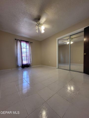 2112 SEA PALM Drive, El Paso, TX 79936