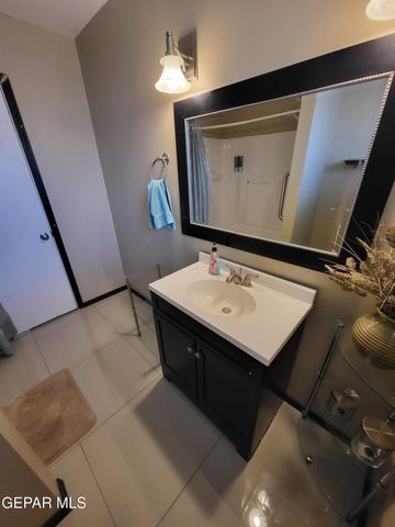 2112 SEA PALM Drive, El Paso, TX 79936