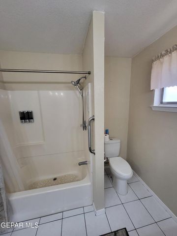 2112 SEA PALM Drive, El Paso, TX 79936