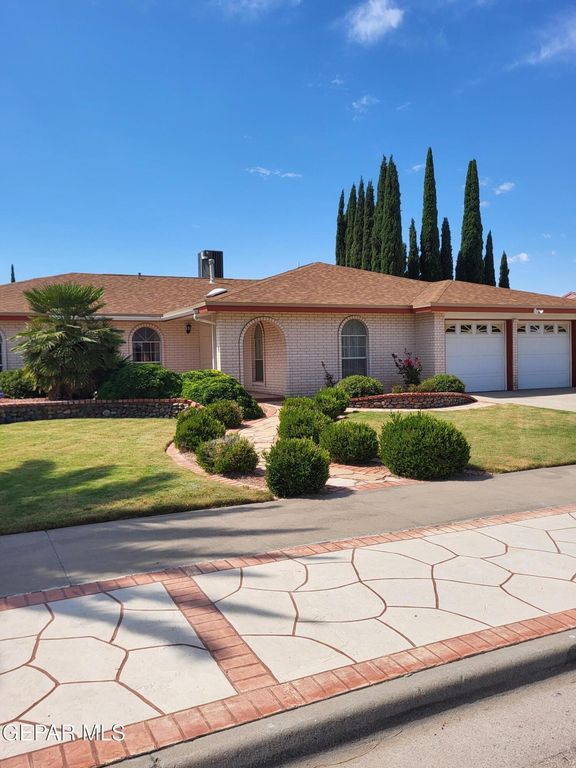 2112 SEA PALM Drive, El Paso, TX 79936