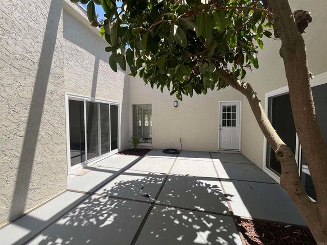 329 E South Avenue, Redlands, CA 92373