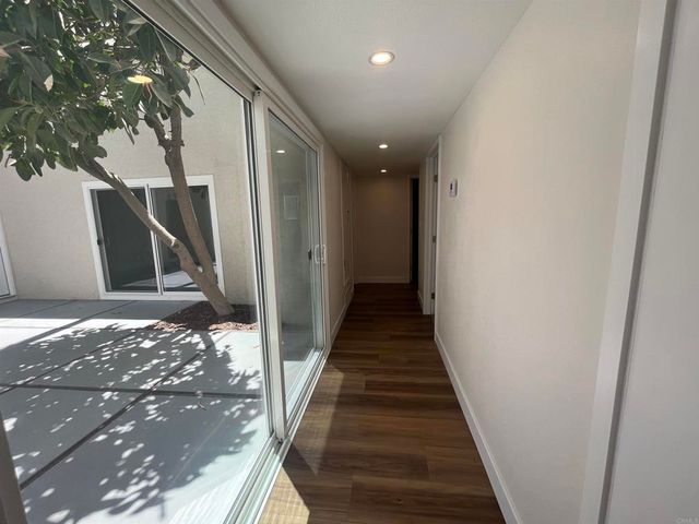 329 E South Avenue, Redlands, CA 92373