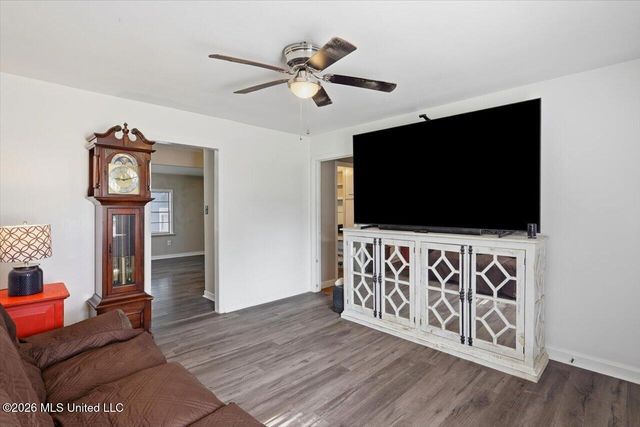 119 Oak Park Drive, Pearl, MS 39208
