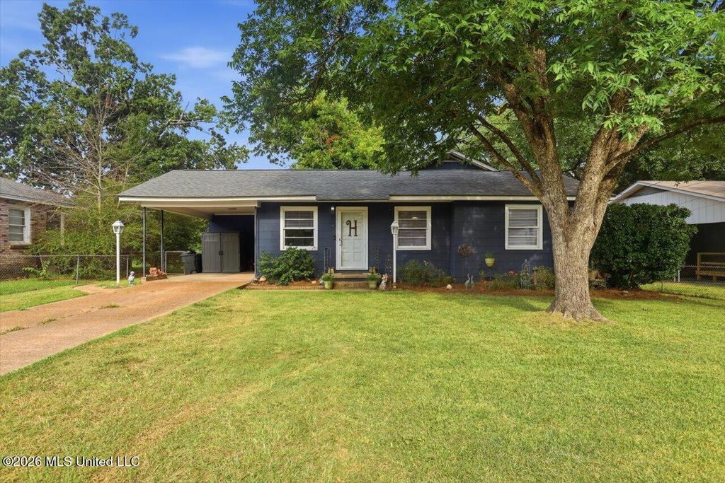 119 Oak Park Drive, Pearl, MS 39208