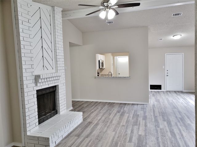 1415 Smokehouse Street, Mesquite, TX 75149