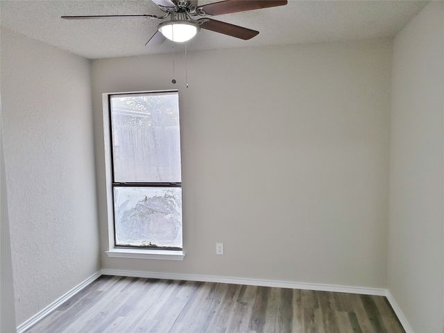 1415 Smokehouse Street, Mesquite, TX 75149