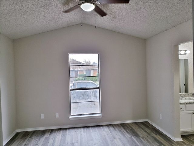 1415 Smokehouse Street, Mesquite, TX 75149