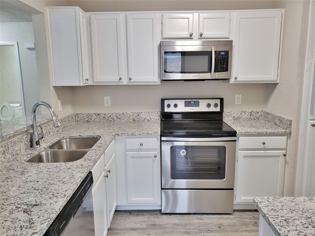 1415 Smokehouse Street, Mesquite, TX 75149