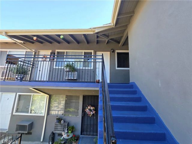 20760 Hartland, Winnetka, CA 91306