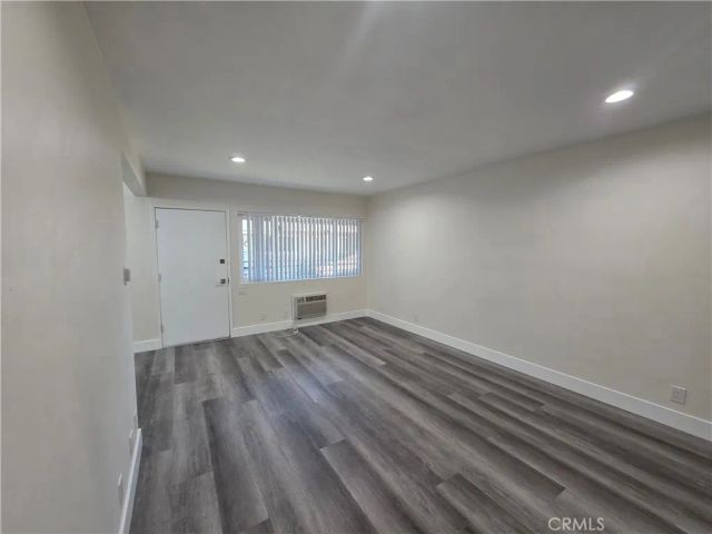 20760 Hartland, Winnetka, CA 91306
