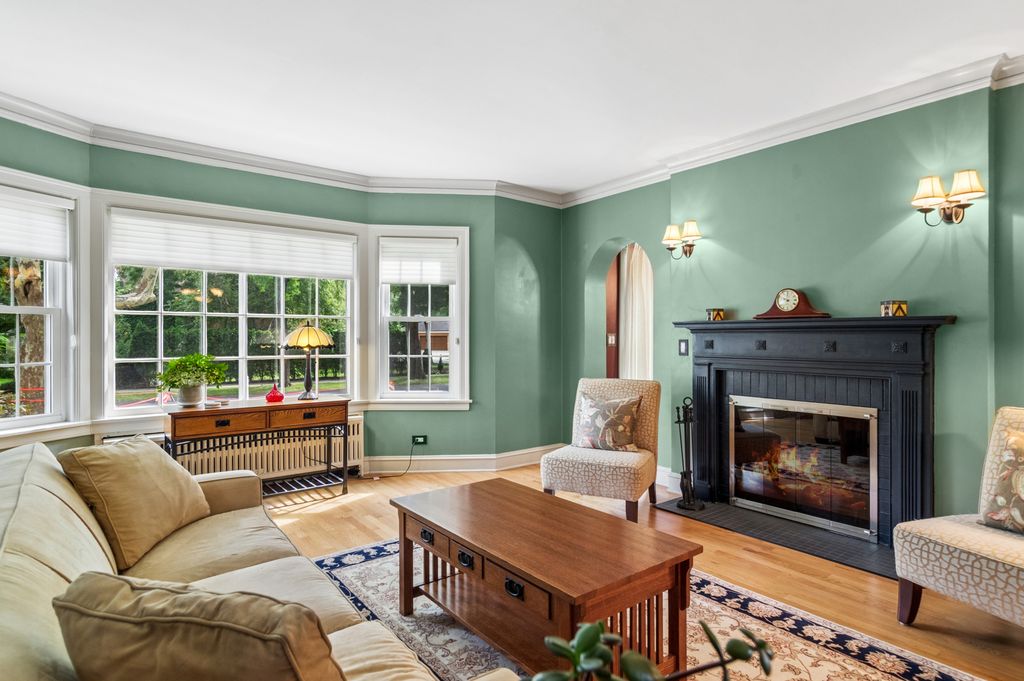 6760 N Jean Avenue, Chicago, IL 60646 — photo 2