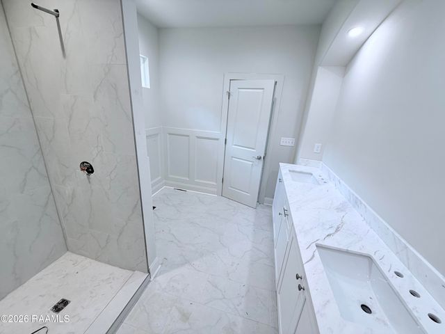 306 Berchman Oaks Drive, Lafayette, LA 70506