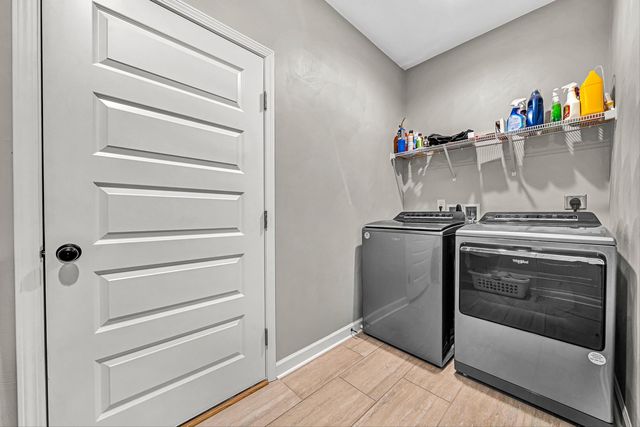 42 Island Green RD, Daleville, VA 24083