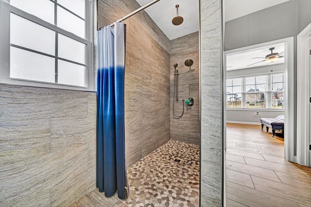 42 Island Green RD, Daleville, VA 24083