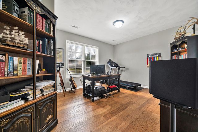 42 Island Green RD, Daleville, VA 24083