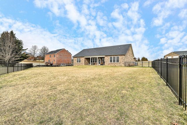 42 Island Green RD, Daleville, VA 24083