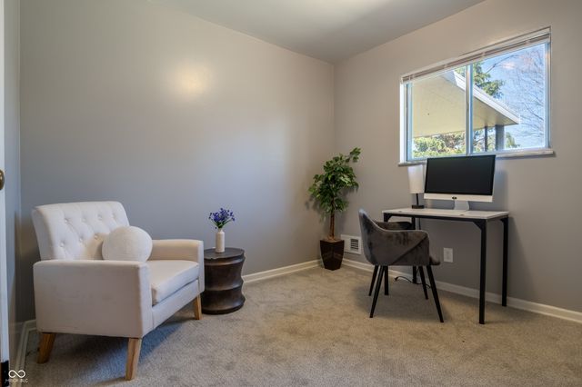 11625 E Welland Street, Cumberland, IN 46229