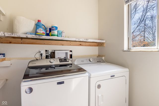 11625 E Welland Street, Cumberland, IN 46229