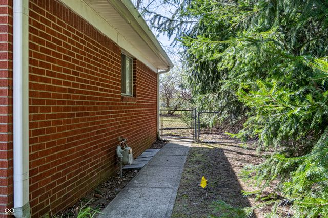 11625 E Welland Street, Cumberland, IN 46229