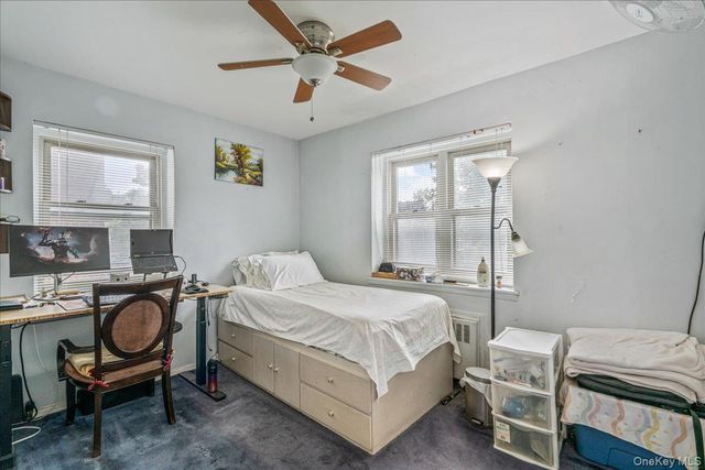 144-55 Melbourne Ave 2E, Flushing, NY 11367