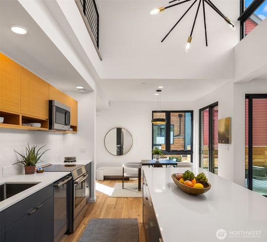 226 Canopy Path NW, Bainbridge Island, WA 98110
