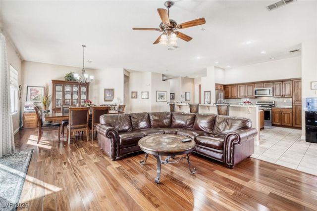 111 Ocean Harbour Lane, Las Vegas, NV 89148