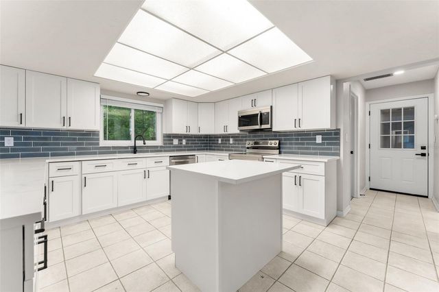 3511 NW 30TH BOULEVARD, Gainesville, FL 32605