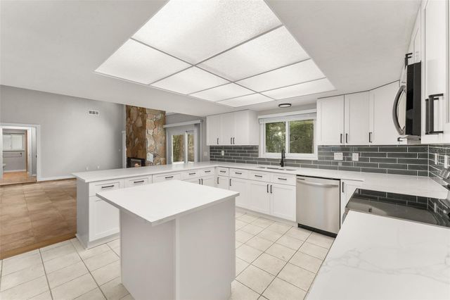 3511 NW 30TH BOULEVARD, Gainesville, FL 32605