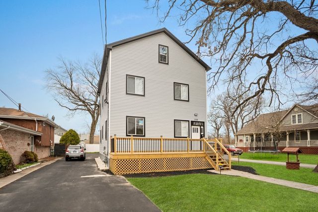 308 SCHWAB Street, Thornton, IL 60476