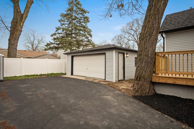 308 SCHWAB Street, Thornton, IL 60476