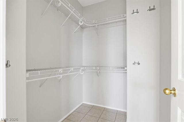 10408 Sloping Hill Avenue, Las Vegas, NV 89129