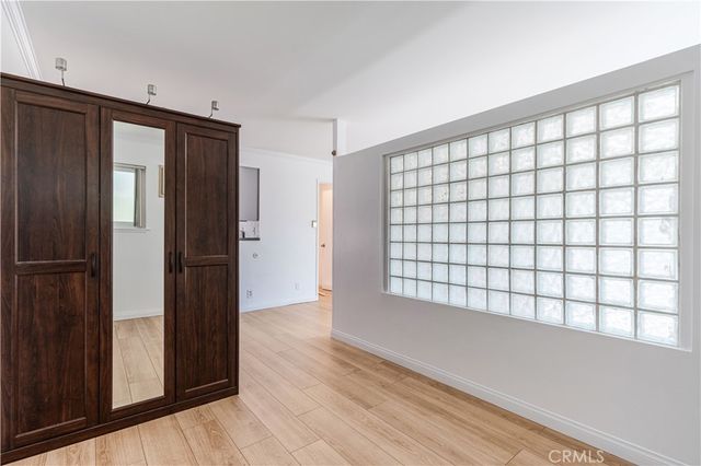 11138 Aqua Vista Street 49, Studio City, CA 91602