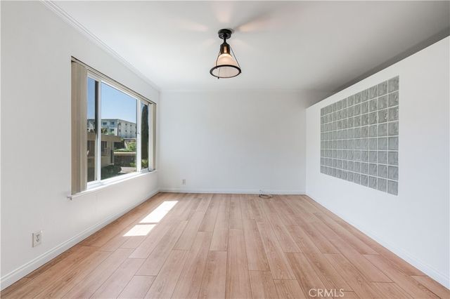 11138 Aqua Vista Street 49, Studio City, CA 91602