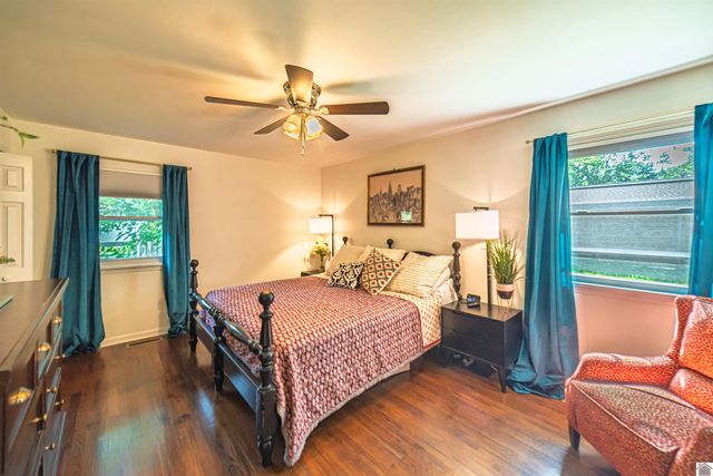 4242 Forrest Ave, Paducah, KY 42001
