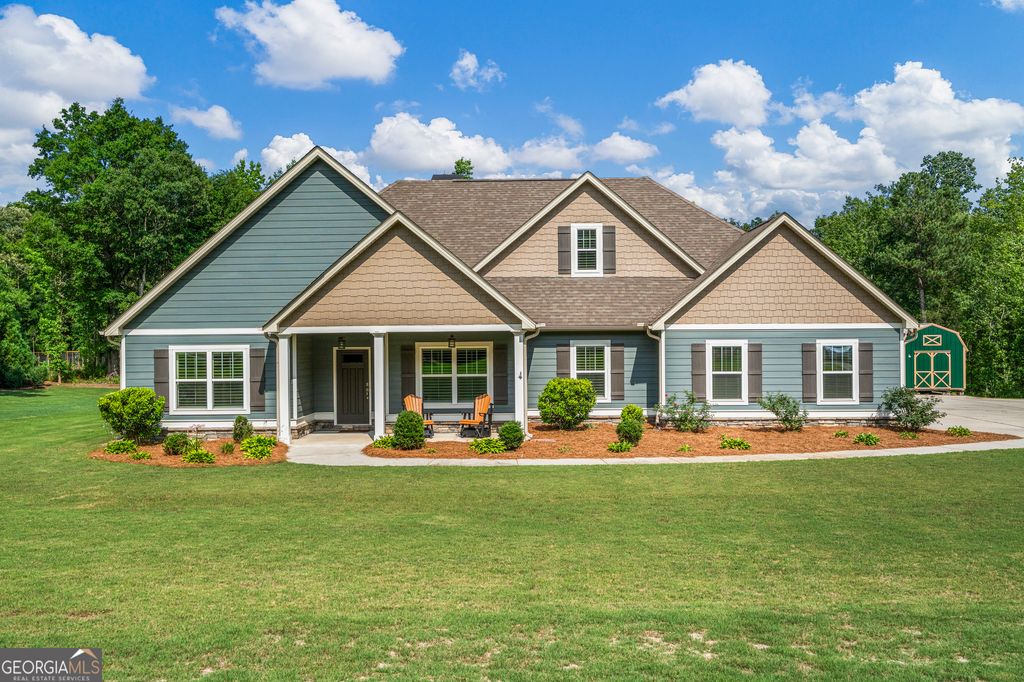 217 Courtland Road, Brooks, GA 30205
