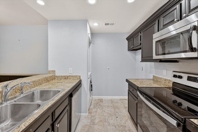 8601 Park Lane 721, Dallas, TX 75231