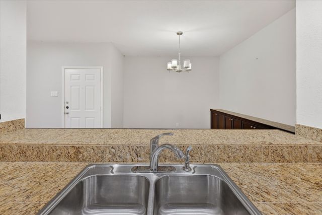 8601 Park Lane 721, Dallas, TX 75231