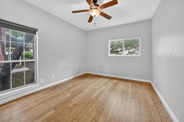 8601 Park Lane 721, Dallas, TX 75231