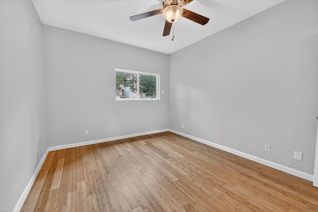 8601 Park Lane 721, Dallas, TX 75231
