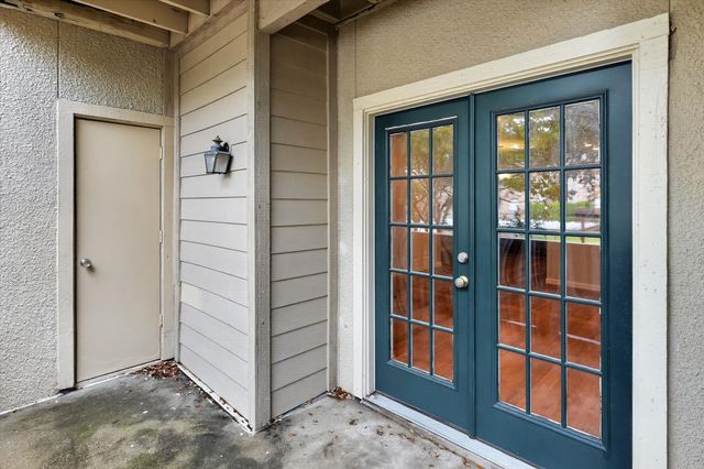 8601 Park Lane 721, Dallas, TX 75231