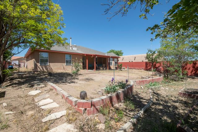 2908 Dona Teresa Place SW, Albuquerque, NM 87121