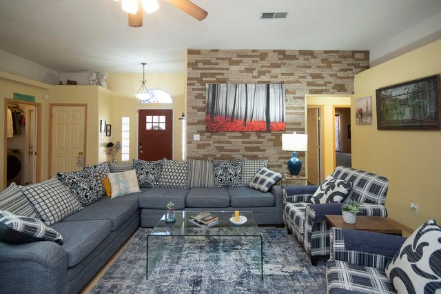 2908 Dona Teresa Place SW, Albuquerque, NM 87121